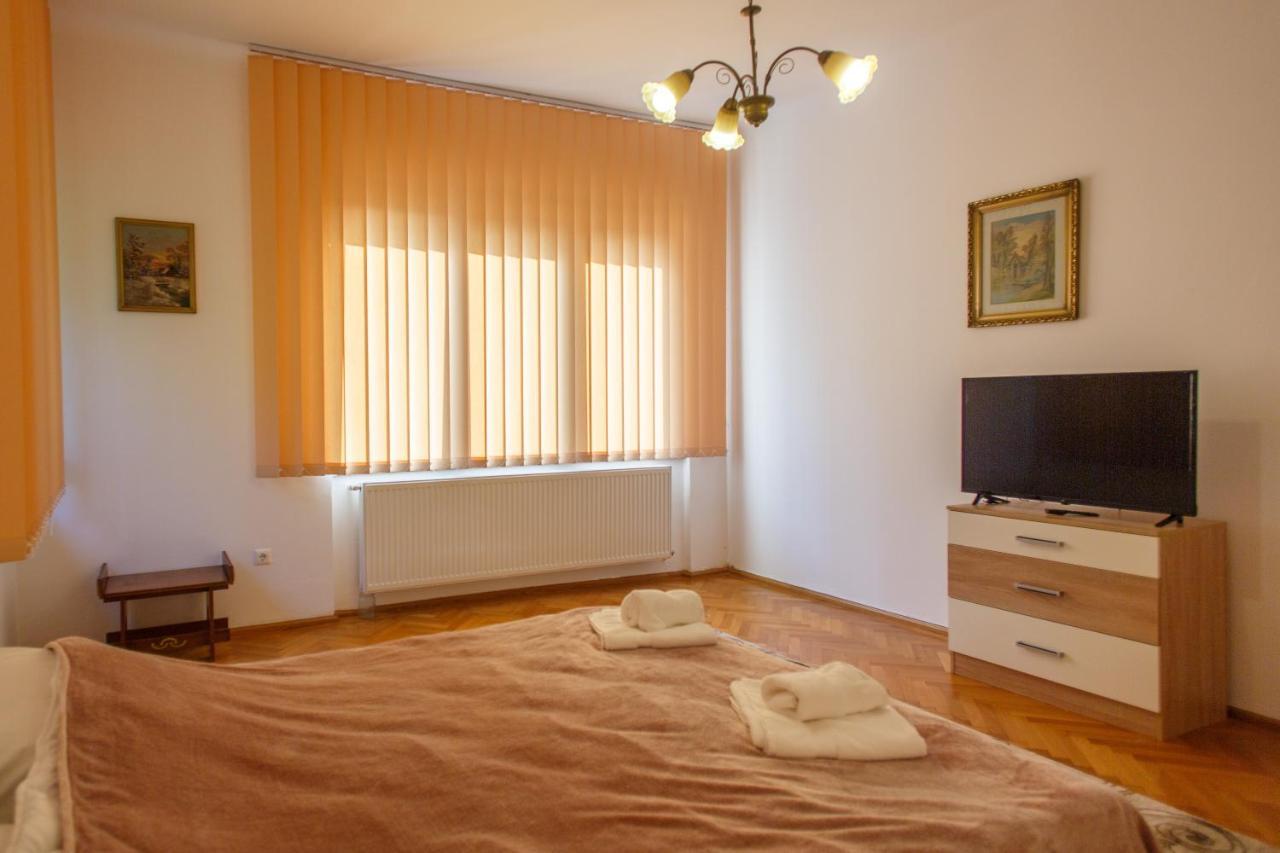 Barok Appart Braşov Exterior foto